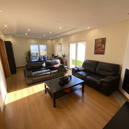 Zion Guest House Almada Luaran gambar