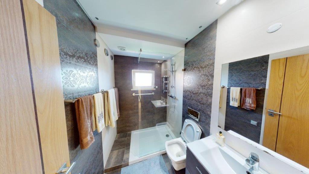 Zion Guest House Almada Luaran gambar