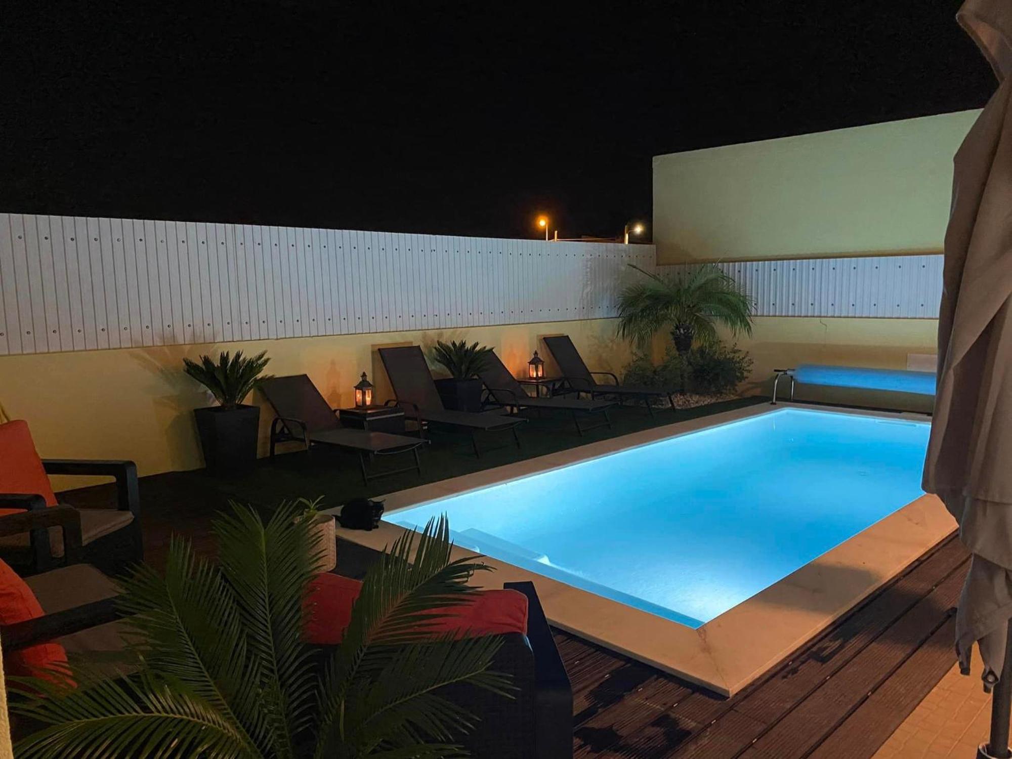 Zion Guest House Almada Luaran gambar